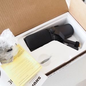 Shure SM7B Vocal Dynamic Microphone